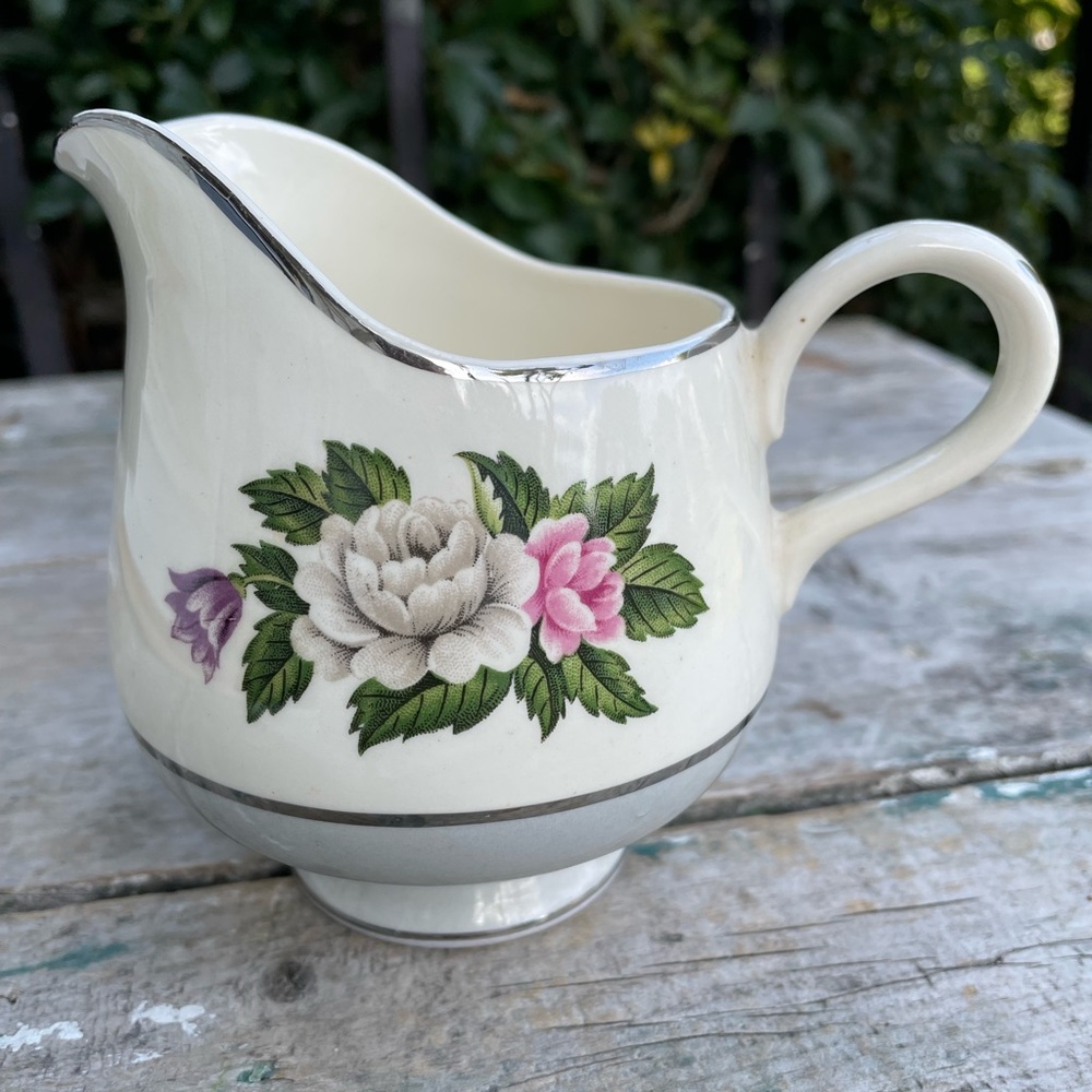 Homer Laughlin crinoline floral creamer dish